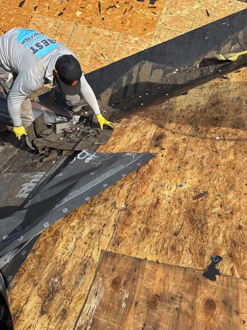 Manufacturer-certified roof installation in Allisonville
